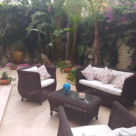 Falli Exclusive And Breakfast -con Parcheggio Privato E Gratuito-