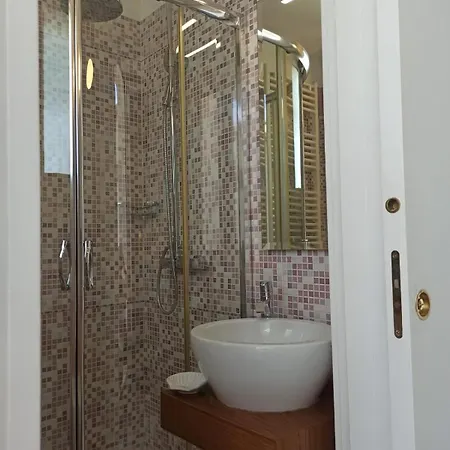 Falli Exclusive Rooms And Breakfast -Boutique B&B- Bed & Breakfast 4*