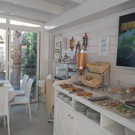 Falli Exclusive And Breakfast Bed & Breakfast
