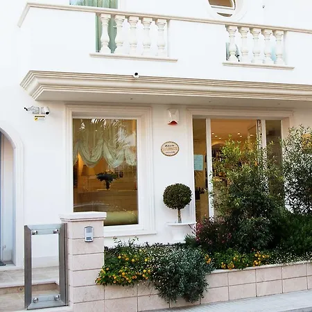 Falli Exclusive And Breakfast -con Parcheggio Privato E Gratuito- Bed and breakfast *
