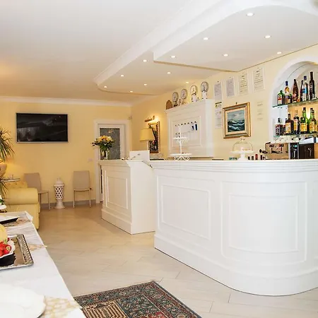 Bed & Breakfast Falli Exclusive And Breakfast *