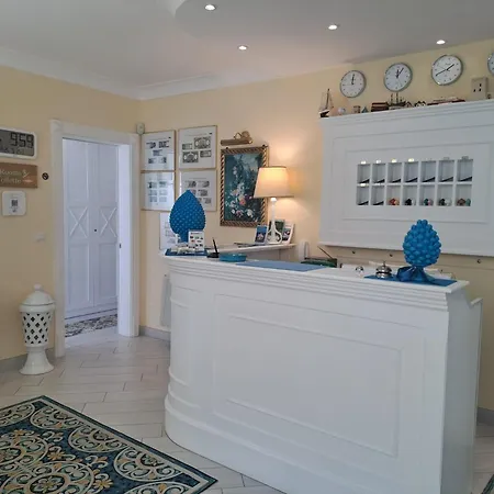 Bed and breakfast Falli Exclusive And Breakfast -boutique B&b-