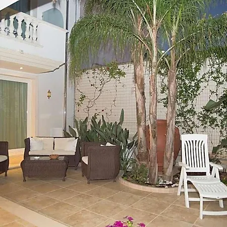 Falli Exclusive And Breakfast -boutique B&b-